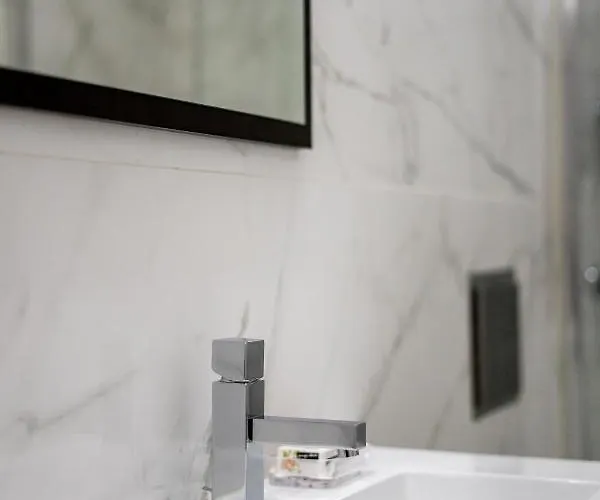 Mouzinho 129 - Sobreiro Apartmán *