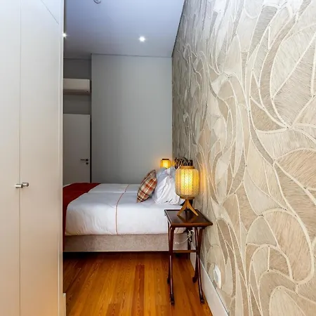 Mouzinho 129 - Sobreiro Porto