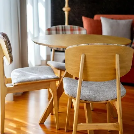 Daire Mouzinho 129 - Sobreiro